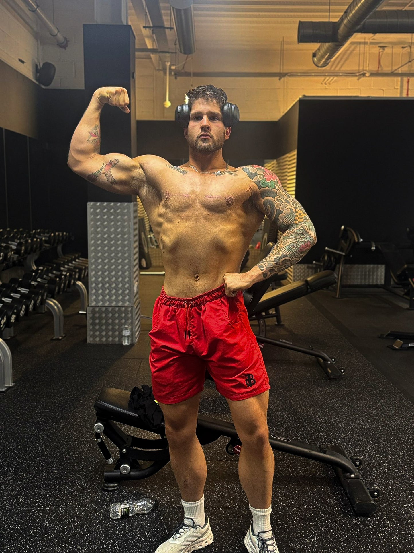 Light weight shorts( red )