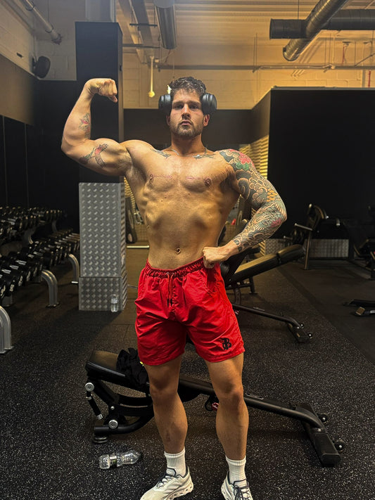 Light weight shorts( red )